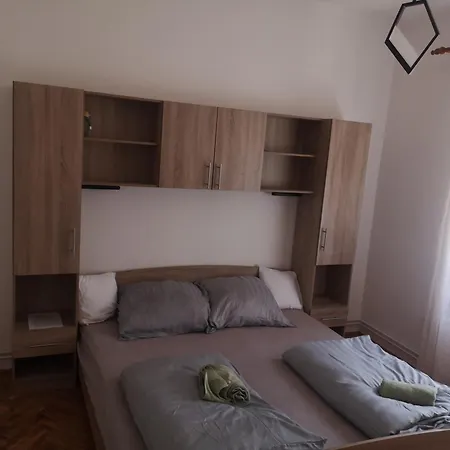 Julia Vendeghaz Holiday home