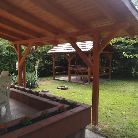 Julia Vendeghaz Holiday home Balatonkeresztur