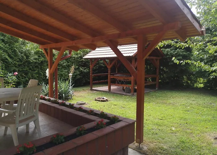 Julia Vendeghaz Holiday home Balatonkeresztur